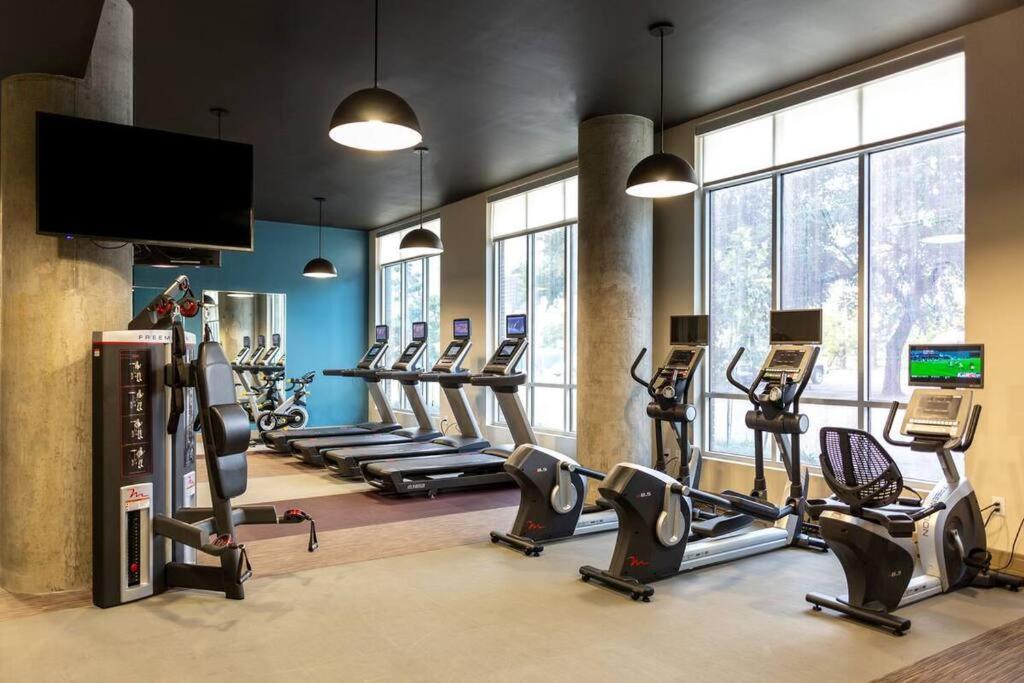 Luxury Apartment Close To Everything W Free Parking 5 Houston Esterno foto